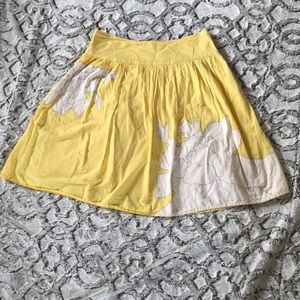 A line yellow skirt